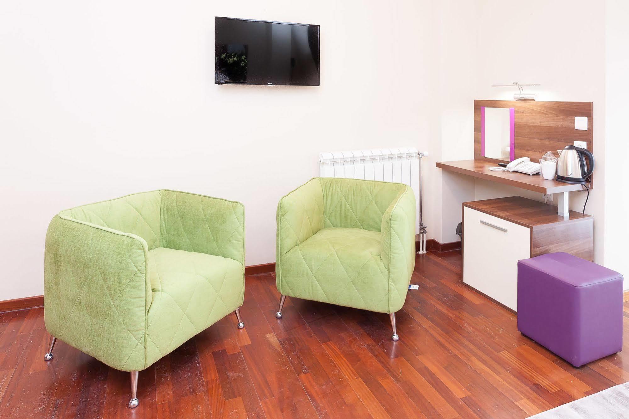 Modern Inn Boutique Hotel Skopje Zewnętrze zdjęcie