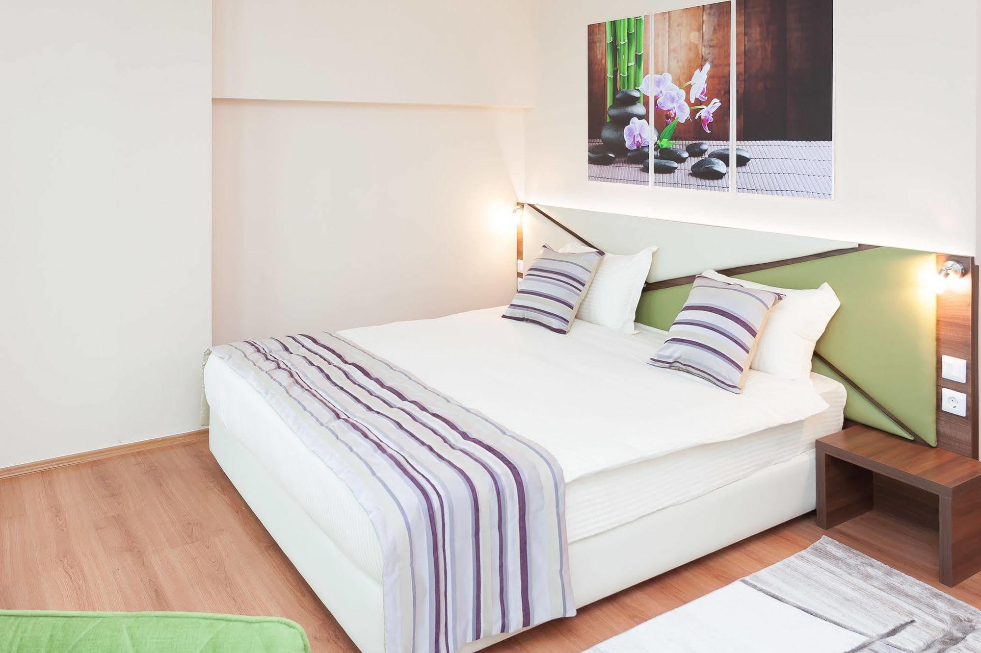 Modern Inn Boutique Hotel Skopje Zewnętrze zdjęcie