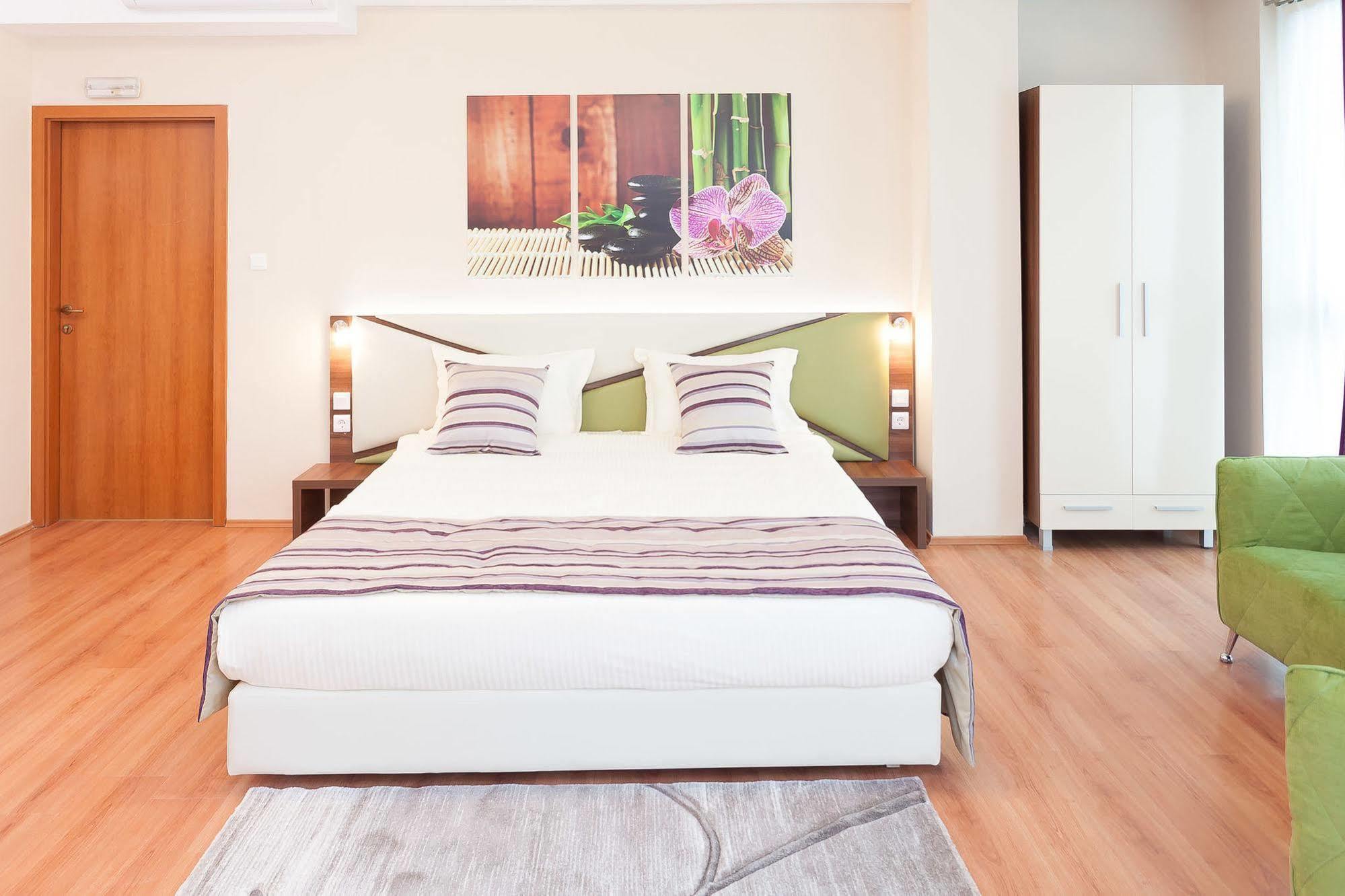 Modern Inn Boutique Hotel Skopje Zewnętrze zdjęcie